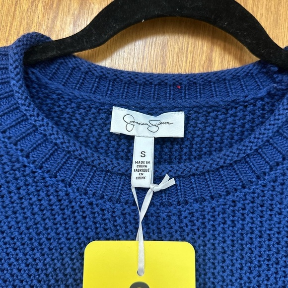 Blue‎ Textured Knit Crewneck Sweater - Picture 3 of 6